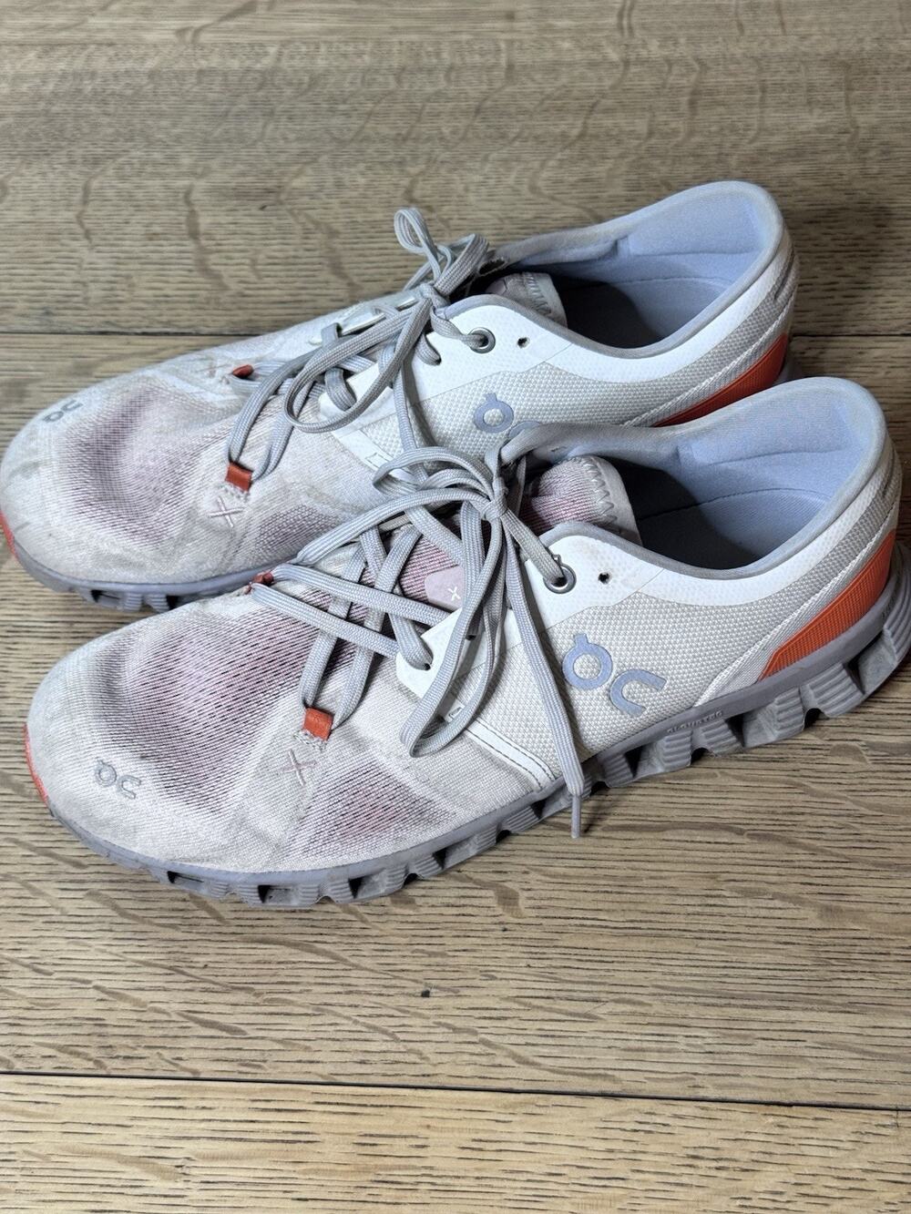 On Cloud x 3 Women’s Size 10 Running Shoes Ivory Alloy Comfort Sneakers Gym Run